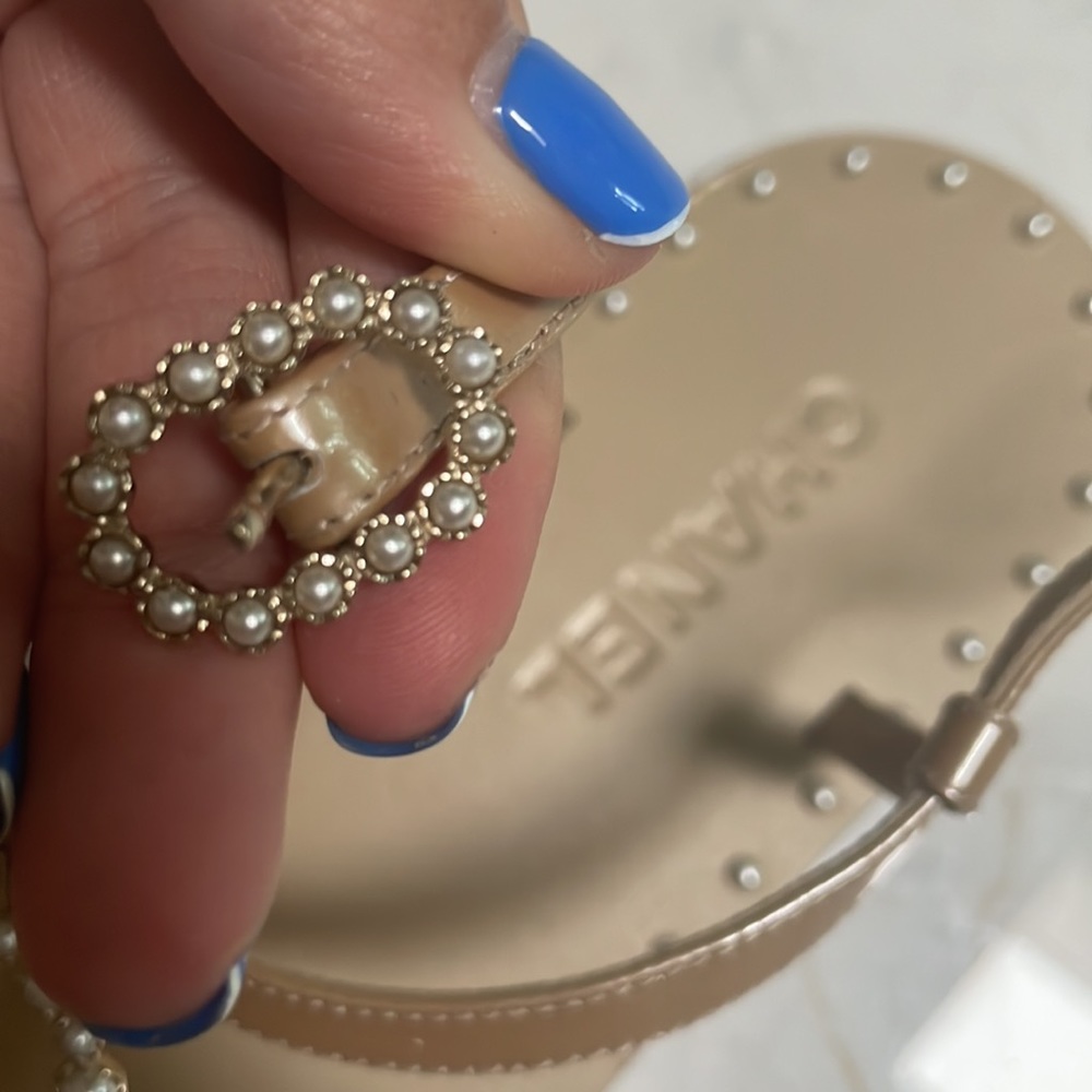 Chanel Nude & White Pearl Thong Flat Sandals🤍 - Picture 9 of 17